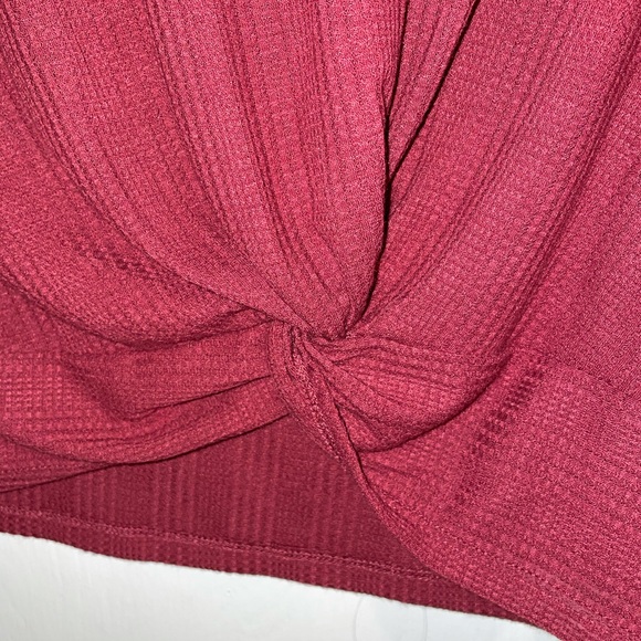 Maroon basic long sleeve - Picture 2 of 4